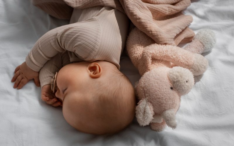 Os Benefícios da Naninha de Bebê: Como Escolher a Melhor para Seu Pequeno